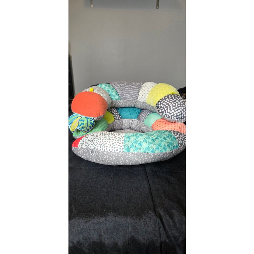 Infantino Prop A Pillar Sitting and Tummy Time